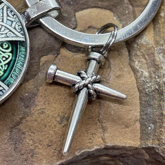 Irish Scottish Celtic Green Lucky Keychain Key ring Keyring Gift wedding CROSS - Picture 5 of 14